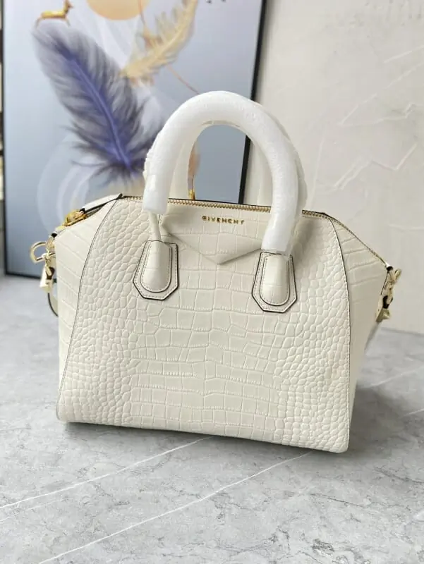 givenchy aaa qualite sac a main  pour femme s_11b5525